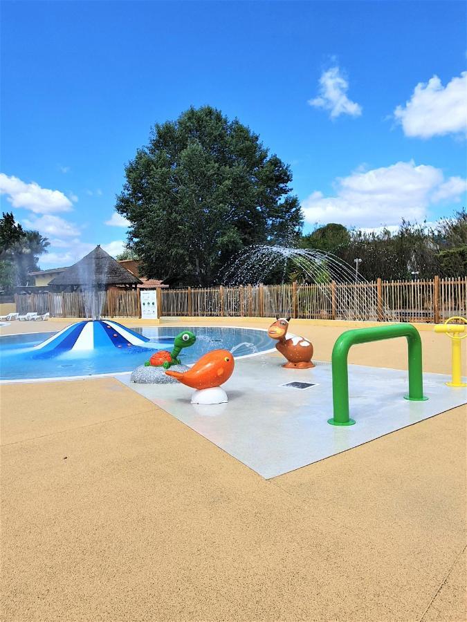 فندق Camping Beau Rivage Mèze المظهر الخارجي الصورة